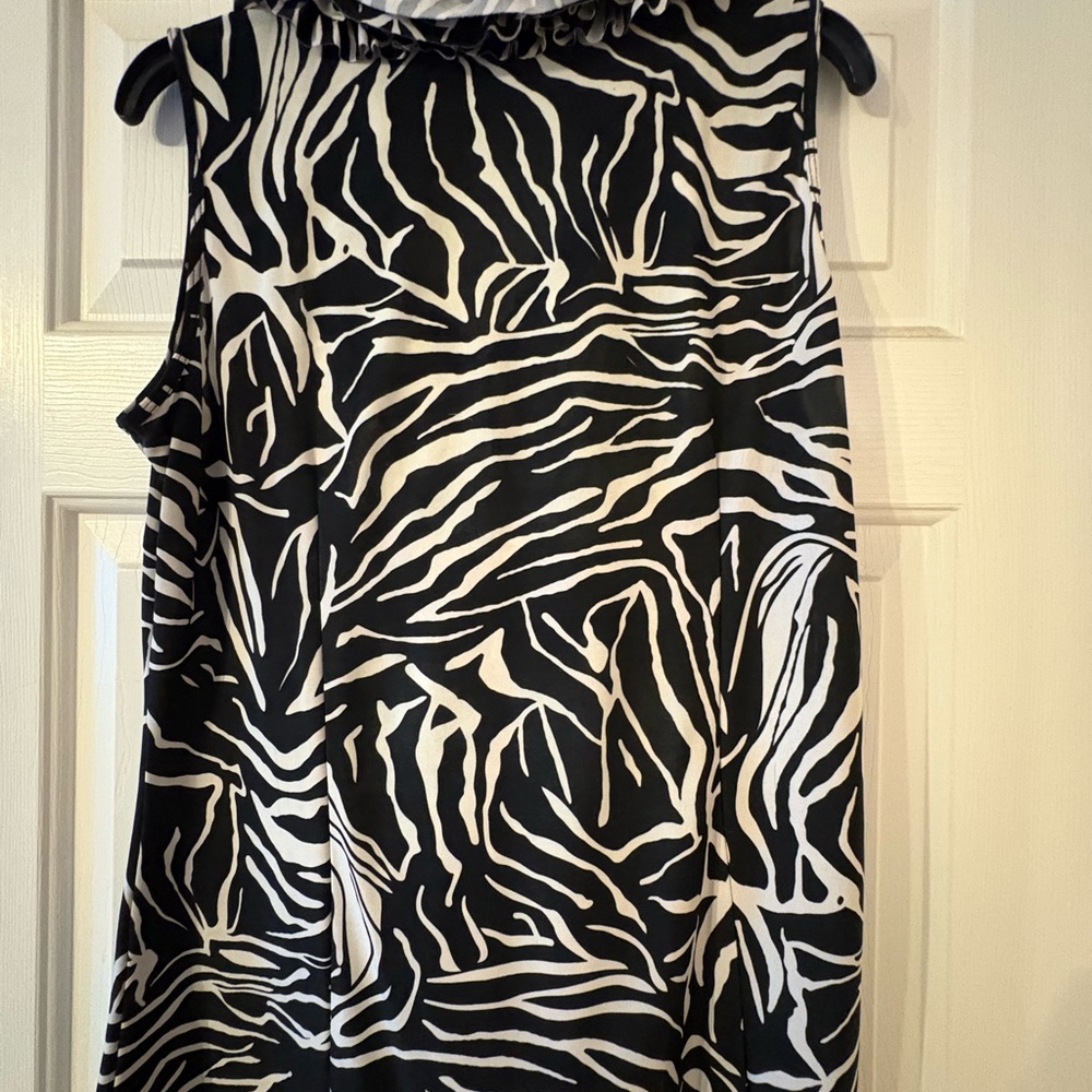 Milano Black and White Animal Print Mini Dress - Picture 8 of 8